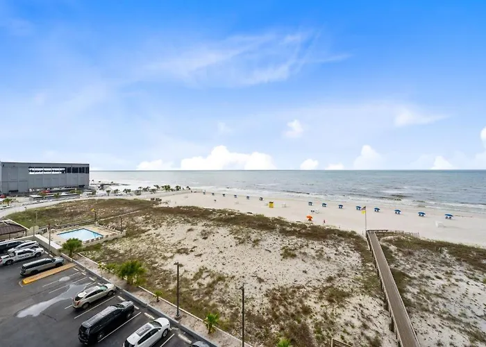 Island Winds West 675 By Youngs Suncoast