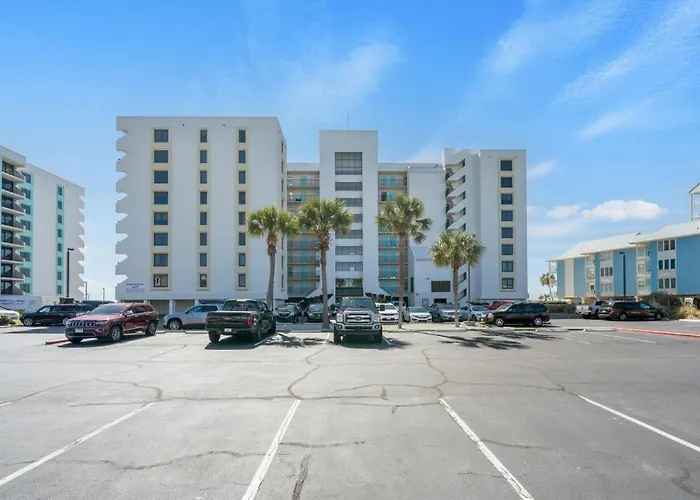 Island Winds West 675 By Youngs Suncoast