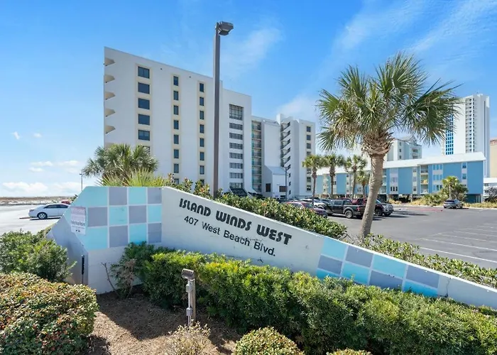Island Winds West 675 By Youngs Suncoast